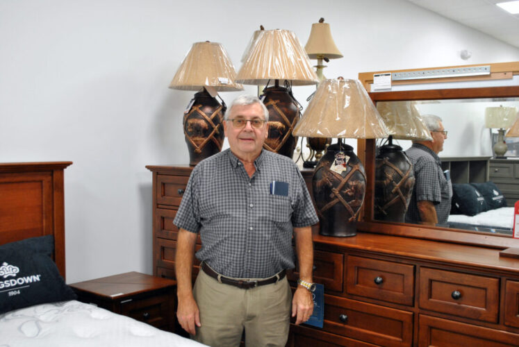 Smith Furniture returns to Dunnstown